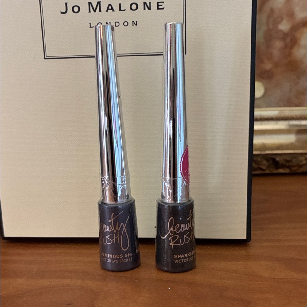Victoria's Secret Beauty Rush Eyeliner Duo - Silver and Black
